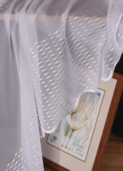 Metrážová voálová záclona (2)