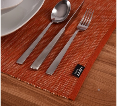 Elegantní stolní prostírání (3)