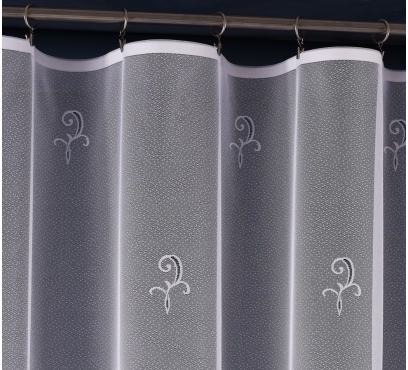 Hotová oblouková záclona žakarového typu (2)