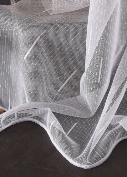 Moderní tkaná záclona (1)