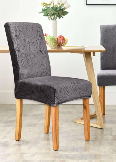 Elastické potahy na židle