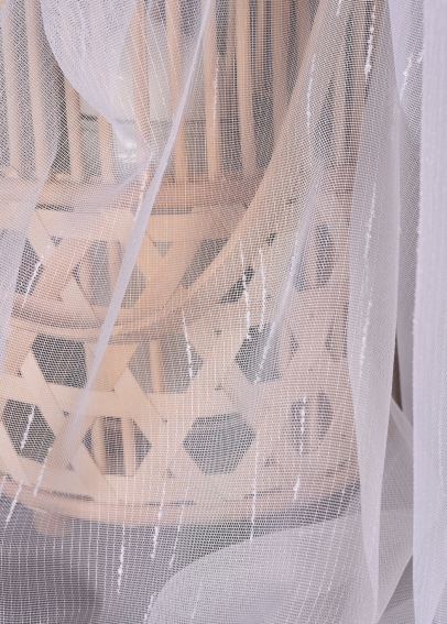 Moderní  tkaná záclona (2)