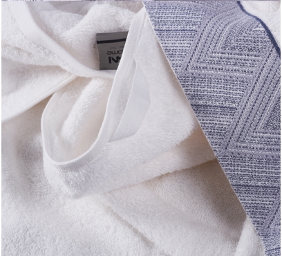 Jednobarevné ručníky a osušky (2)