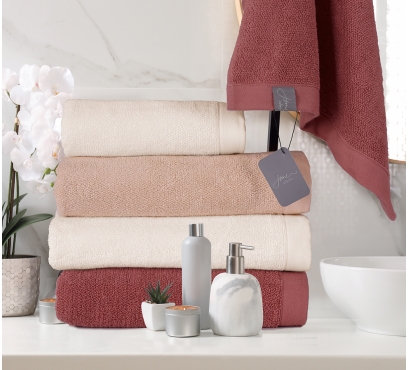 Jednobarevné ručníky a osušky (2)
