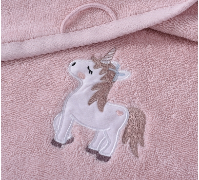 Kolekce dětských ručníků s originální výšivkou (2)