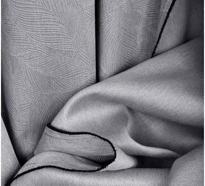 Zatemňovací závěs Black Out (2)