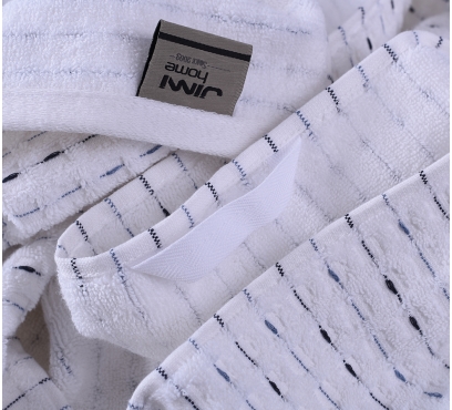 Jednobarevné ručníky a osušky (2)