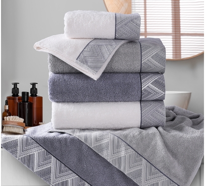 Jednobarevné ručníky a osušky (1)