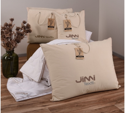 Komfortní prošívané polštáře a přikrývky (2)