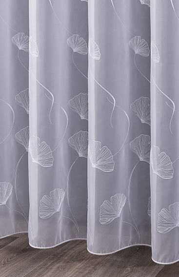 Metrážová voálová záclona