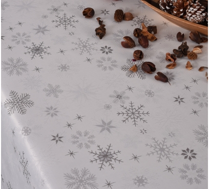 Sváteční ubrus ruční výroby (2)