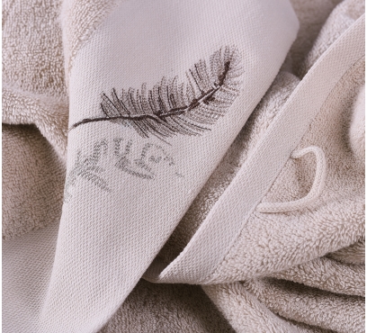 Kolekce vyšívaných froté ručníků a osušek (2)