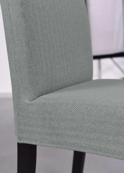 Elastické potahy na židle (1)