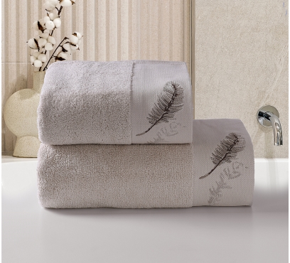 Kolekce vyšívaných froté ručníků a osušek