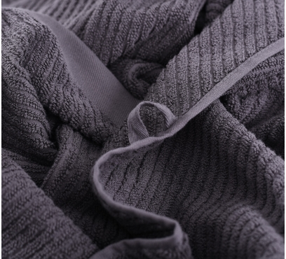 Jednobarevné ručníky a osušky (1)