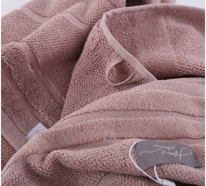 Jednobarevné ručníky a osušky (1)