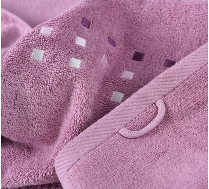 Kolekce vyšívaných froté ručníků a osušek (2)