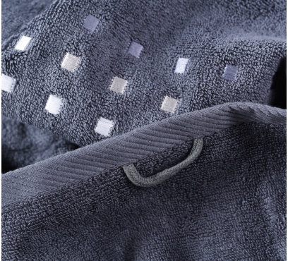 Kolekce vyšívaných froté ručníků a osušek (2)