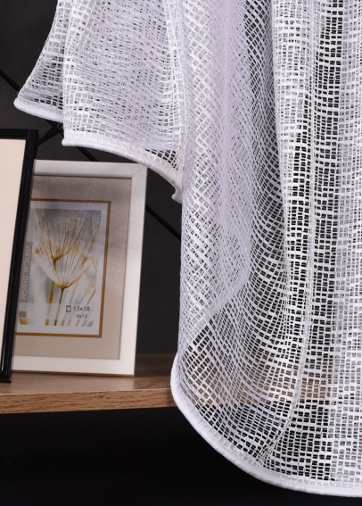 Moderní žakarová záclona (3)