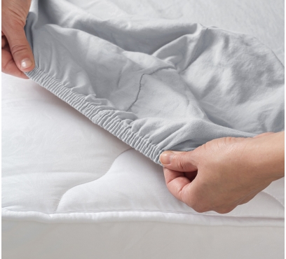 Světle šedé jersey prostěradlo s lycrou (2)