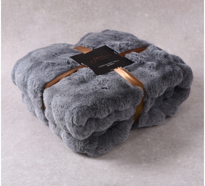 Luxusní kožešinová deka (2)