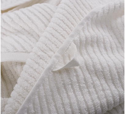 Jednobarevné ručníky a osušky (1)