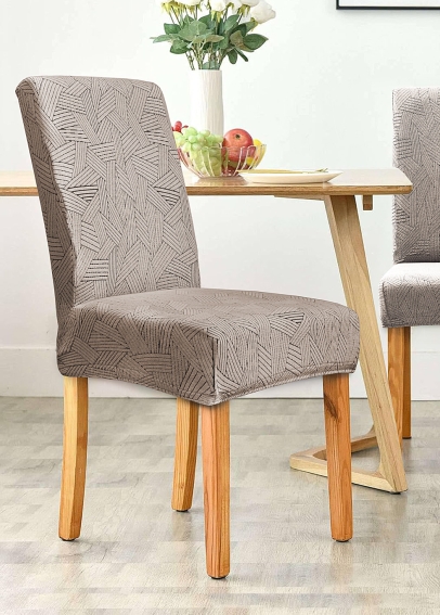 Elastické potahy na židle