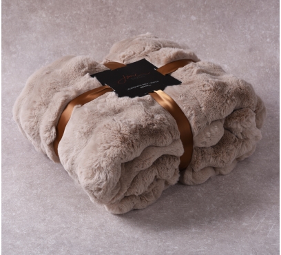 Luxusní kožešinová deka (2)